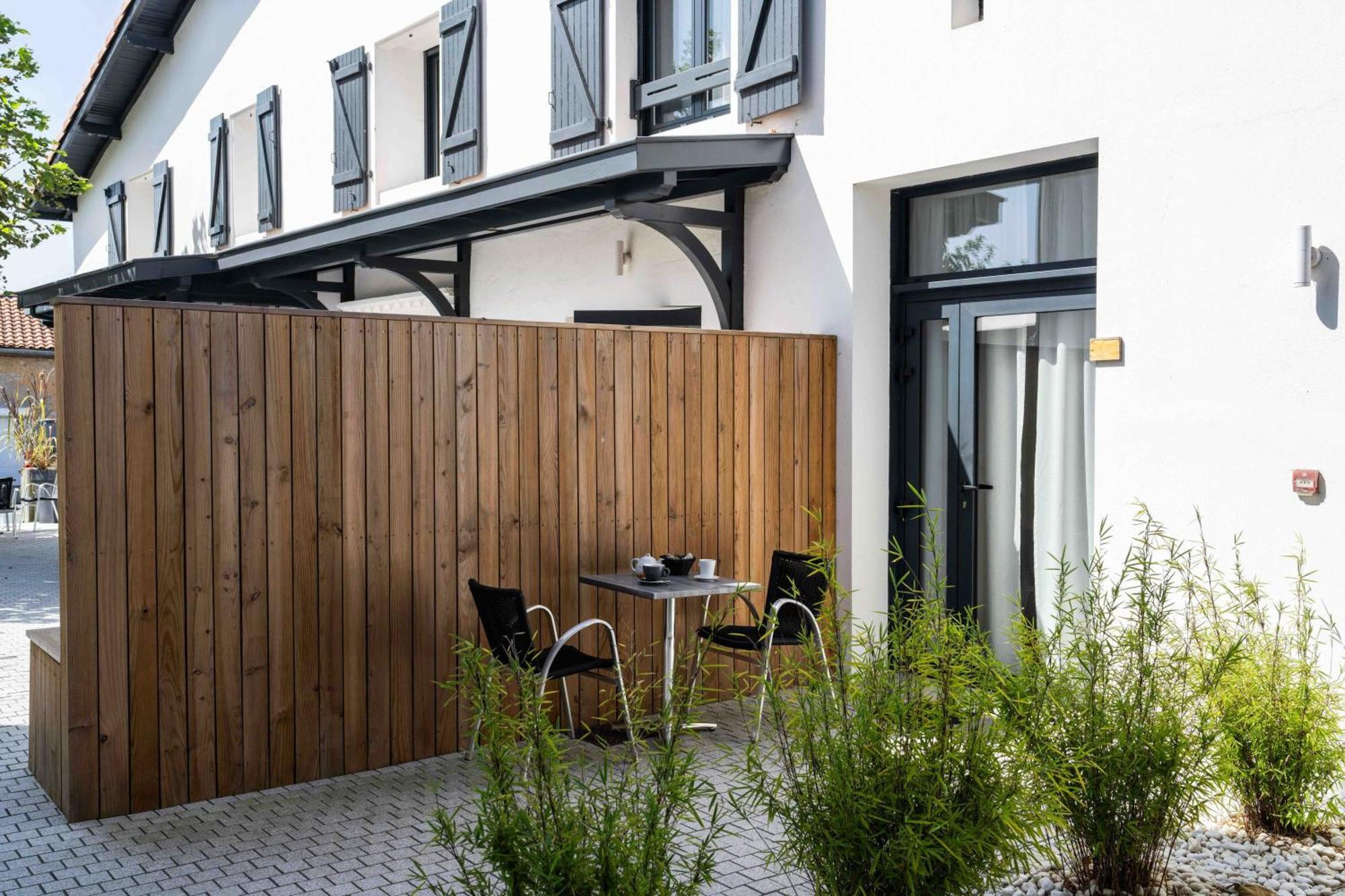 Logis Hotels Gnac E Pause Saint-Lon-Les-Mines Bagian luar foto