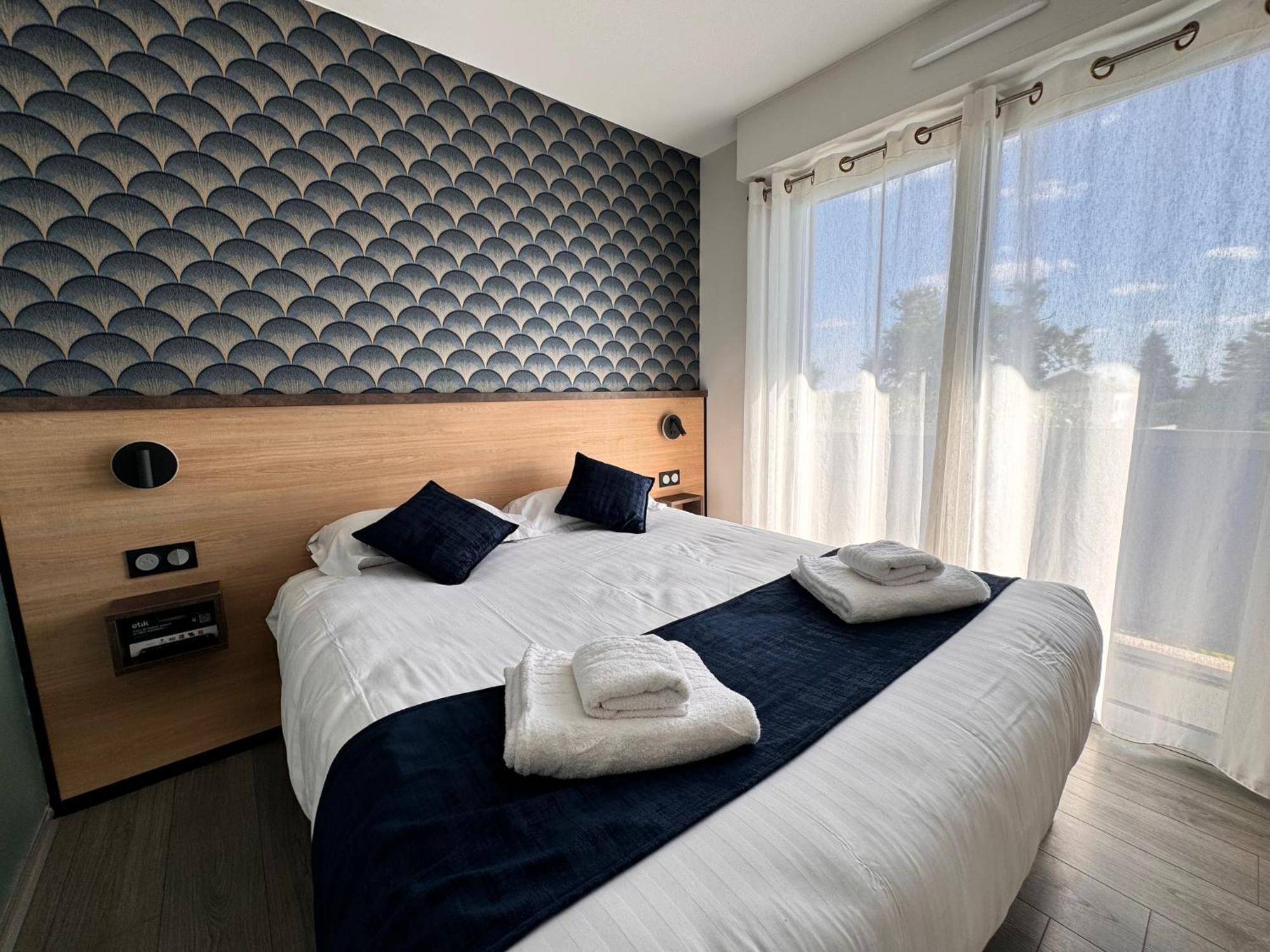 Logis Hotels Gnac E Pause Saint-Lon-Les-Mines Bagian luar foto